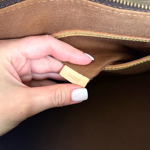 🌾AUTHENTIC Louis Vuitton Alma PM🌾 - Picture 12 of 13